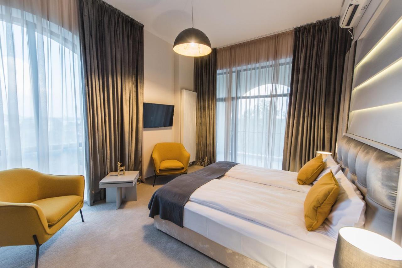 Hotel Edma 亚历山德里亚 外观 照片
