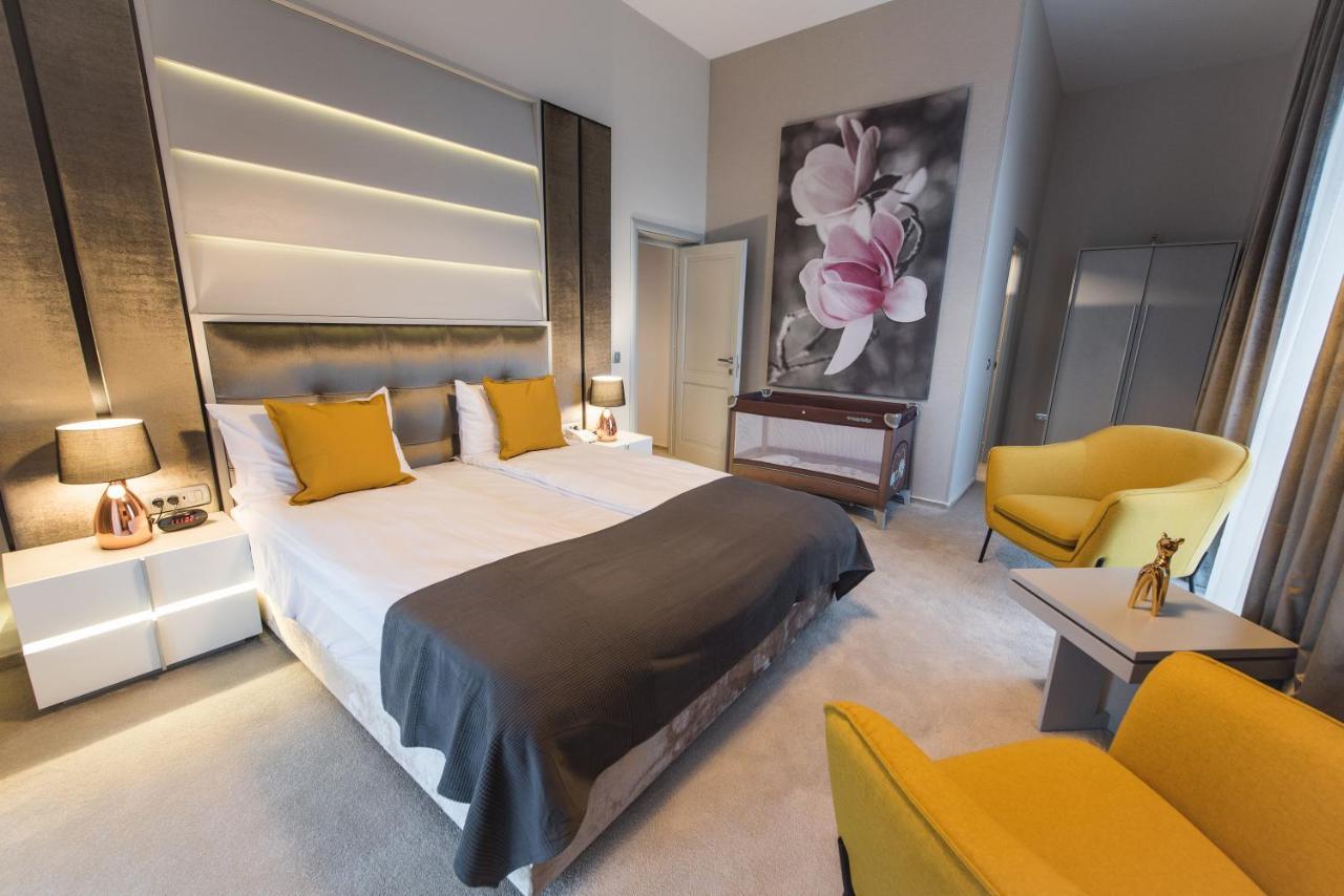 Hotel Edma 亚历山德里亚 外观 照片